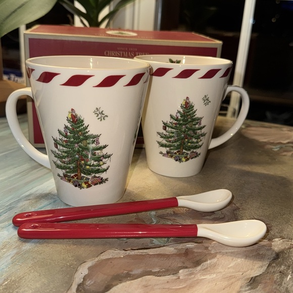 NIB Spode Christmas Tree mug set with spoons - Picture 12 of 16